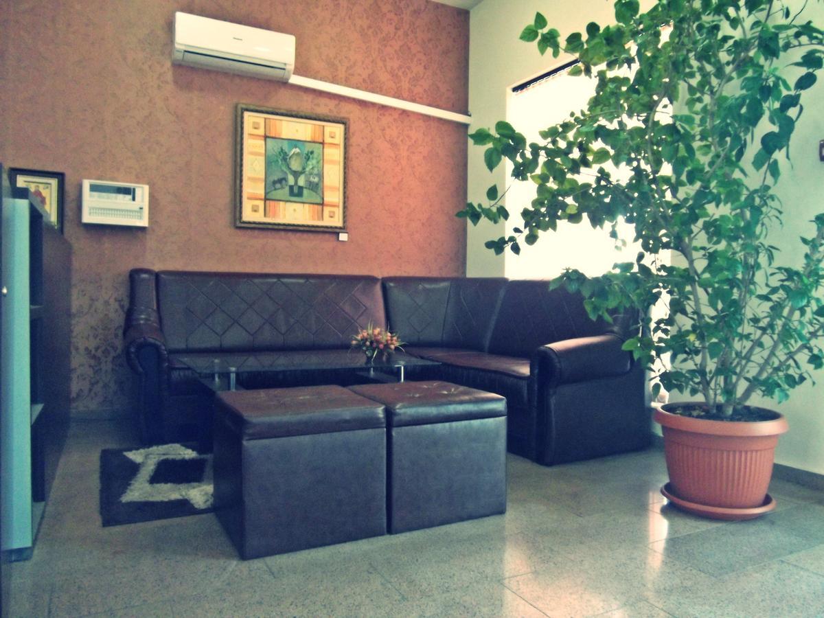 Hotel Enchevi Кирково Экстерьер фото