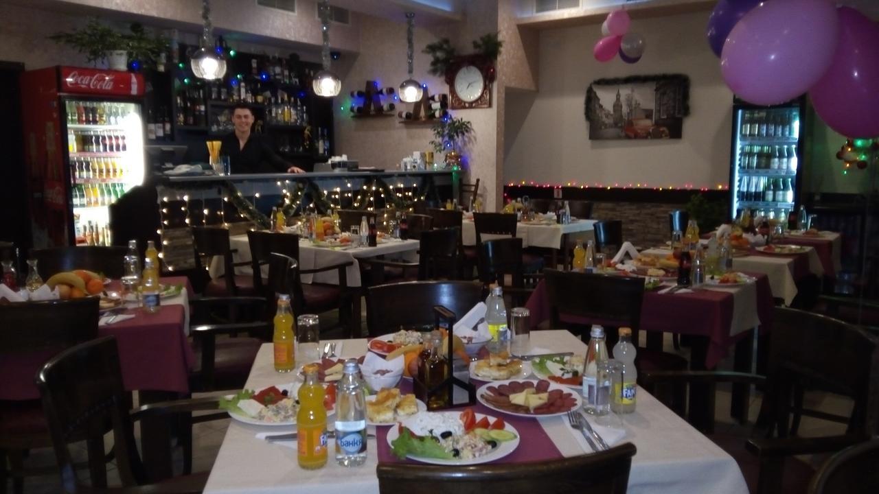 Hotel Enchevi Кирково Номер фото